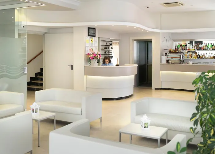 雷达酒店 酒店 3*