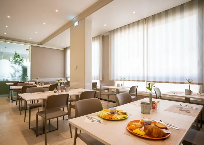 Radar Hotel 3*